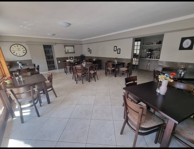 M² BUILDING FOR SALE IN LOCHVAAL